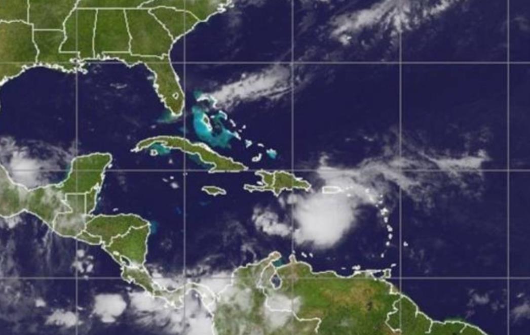 Emily poharala Haiti i Dominikansku Republiku