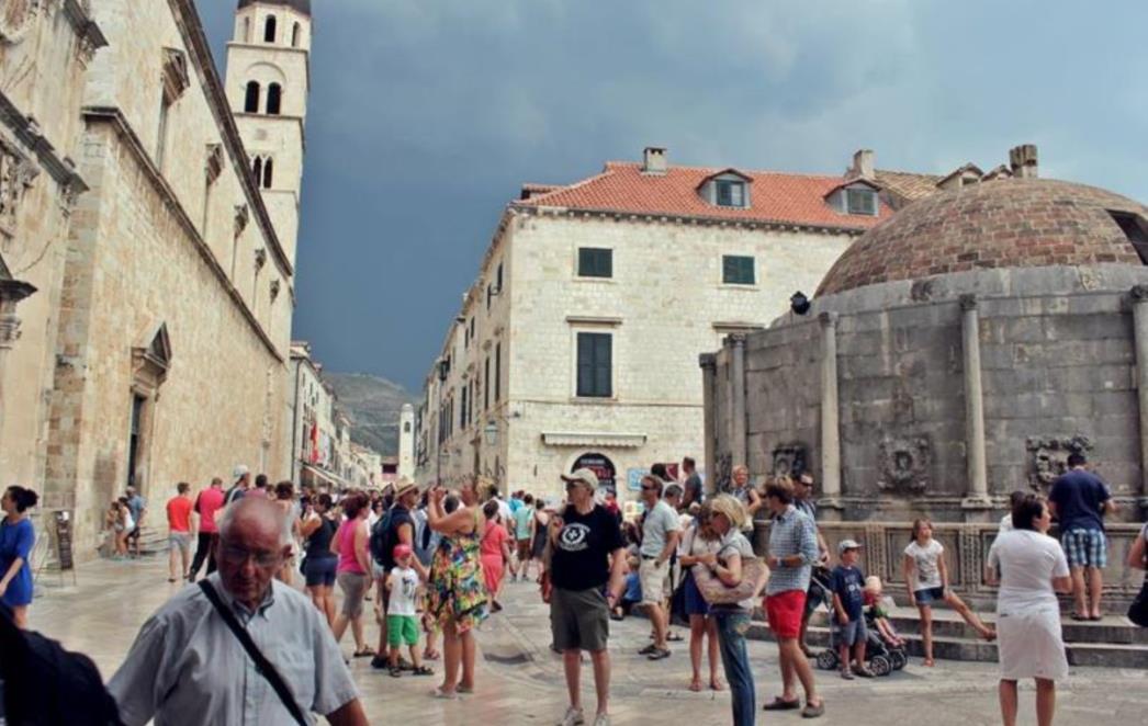 CIKLONA 'NESTOR' S DVA LICA: Dio zemlje je neće ni primijetiti, lokalno stiže jače nevrijeme