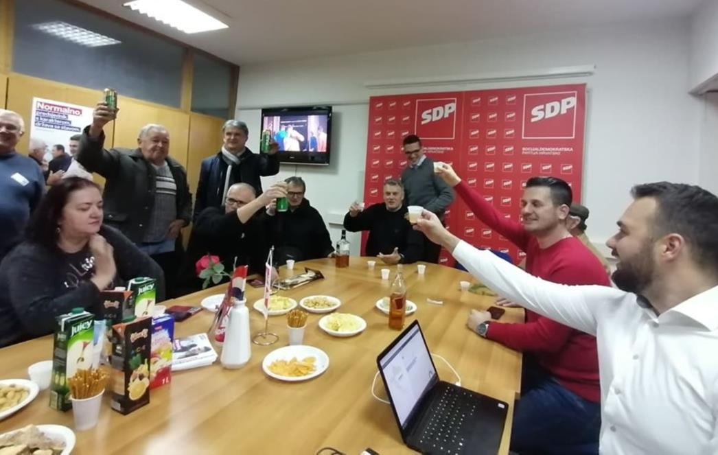 VESELO U DUBROVAČKOM SDP-u 'Najavljujemo daljnji rast te pobjedu na parlamentarnim, ali i lokalnim izborima