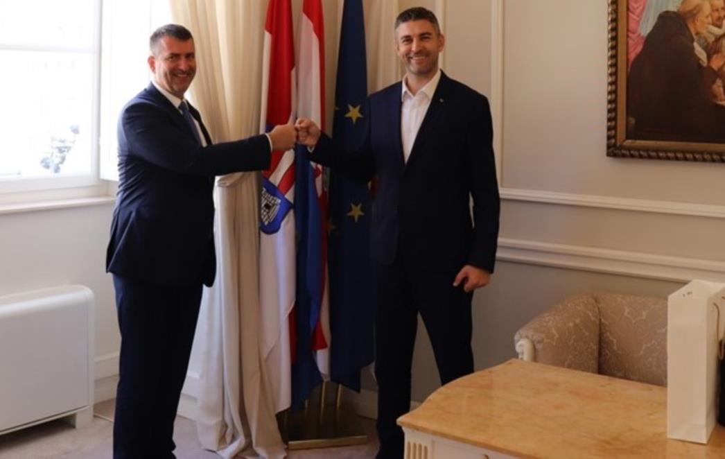 Mađarski veleposlanik Csaba Demcsák na prijemu kod gradonačelnika Frankovića