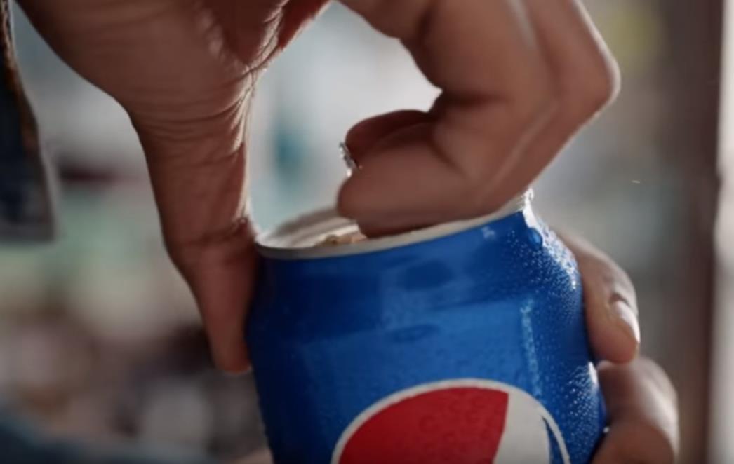 ŠOKANTNI  REZULTATI  Samo  dvije  limenke  Coca-cole  ili  nekog  srodnog  pića  ostavljaju  katastrofalne  posljedice  na  zdravlje