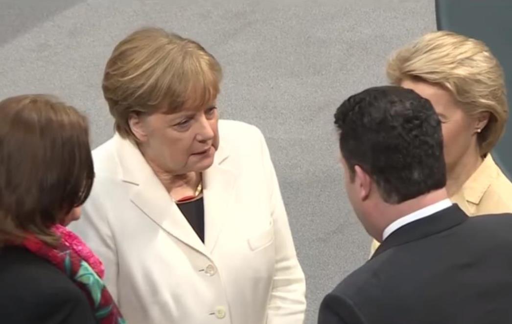 ODUSTALA OD KANDIDATURE Merkel uskoro više neće biti na čelu CDU-a