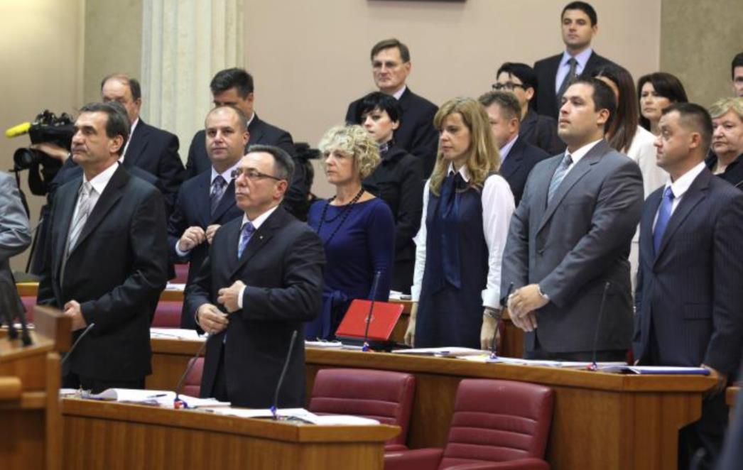 Mario Klečak: 'Gospodo krjeposni političari, kad se svršite igrat države, počnite radit nešto konkretno'