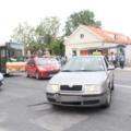    DIVLJANJE U PROMETU: Taxi punim gasom preko pune linije (FOTO)!