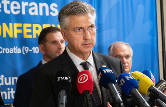 Plenković: JANAF nije na prodaju, važno je da energetske kompanije budu u nacionalnom vlasništvu